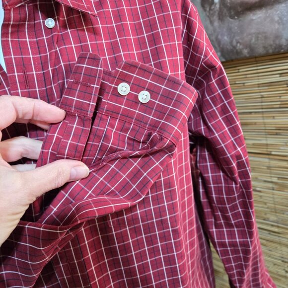 Men's Eddie Bauer LS Button Down Shirt in Red/white plaid - Picture 4 of 6